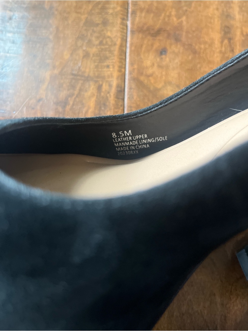 Gianni Bini black suede retro 1970’s style platform square toed pumps Sz. 8.5 - Picture 6 of 6